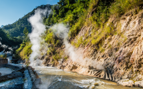 2019騰沖熱海旅游指南 中國(guó)地?zé)岑燄B(yǎng)最好的地方