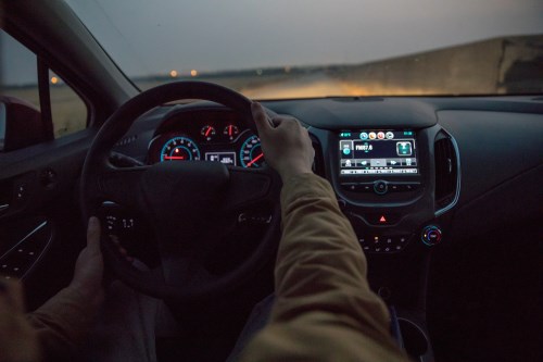 夜間開車好聽的歌有哪些 夜間開車好聽的歌推薦