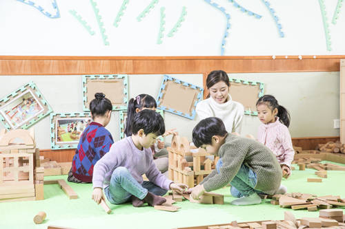 幼兒園開學(xué)媽媽對(duì)寶寶說(shuō)的話 幼兒園媽媽寄語(yǔ)