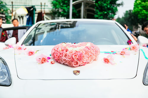 結婚婚車有哪些禁忌呢 結婚婚車顏色有什么講究