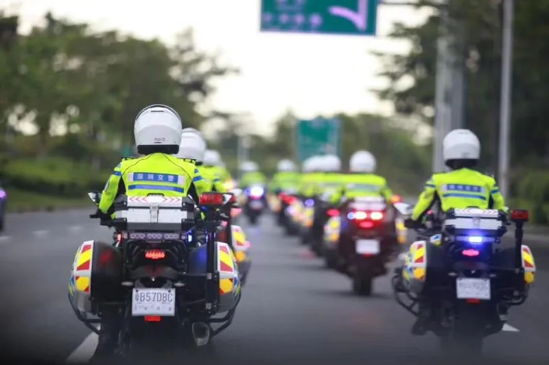 全國首支輔警鐵騎隊成立 就在深圳