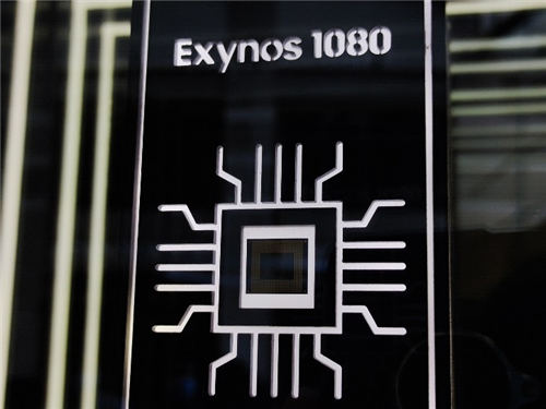 三星Exynos 1080芯片正式發(fā)售 跑分近70萬