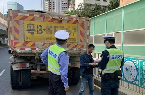 3月20日起龍崗區(qū)這些道路大型貨車限制通行