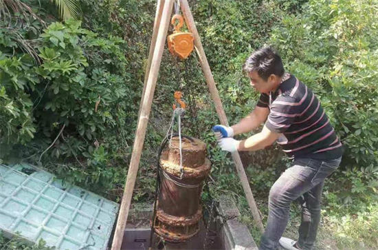 “蓮花山公園湖里驚現(xiàn)大量死魚”后續(xù)來(lái)了