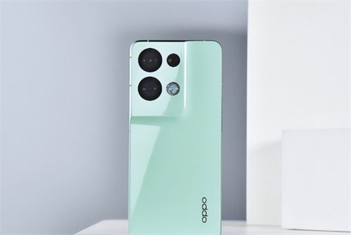 opporeno8和vivox80哪個(gè)值得買 兩者配置對(duì)比